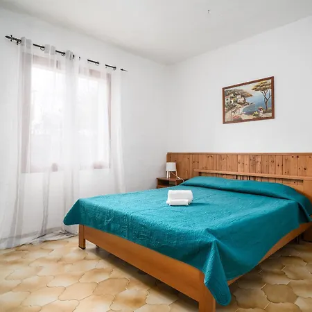 Holiday home Lu Nibaru *